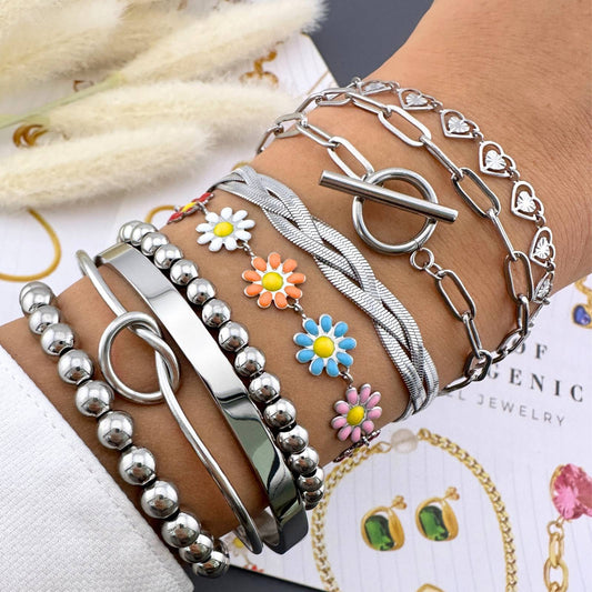 Stainless Steel Bracelet with Toggle Clasp – Minimalist and Modern