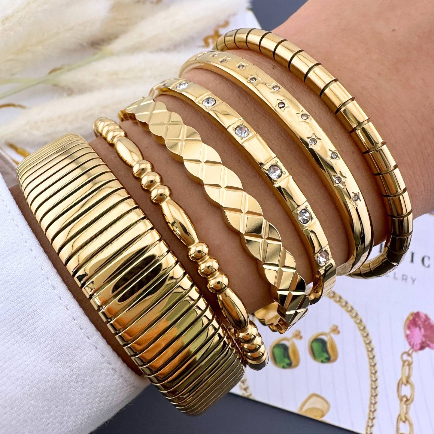 18K Goldplattiertes Edelstahlarmband mit Zirkonia-Steinen