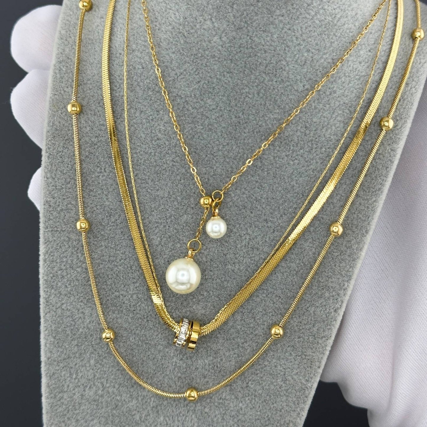 Elegante Perlen-Halskette aus Edelstahl mit Goldbeschichtung – Wasserdicht & Hypoallergen, 45 + 5 cm Verstellbar