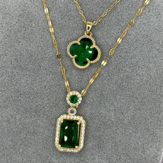 18K Goldplattierte Edelstahl Halskette mit Grünem Zirkonia und Blumenform-Pendant