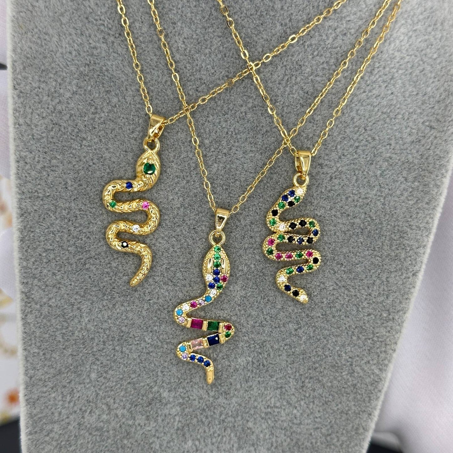18K Goldplattierte Edelstahl-Schlangen-Halskette