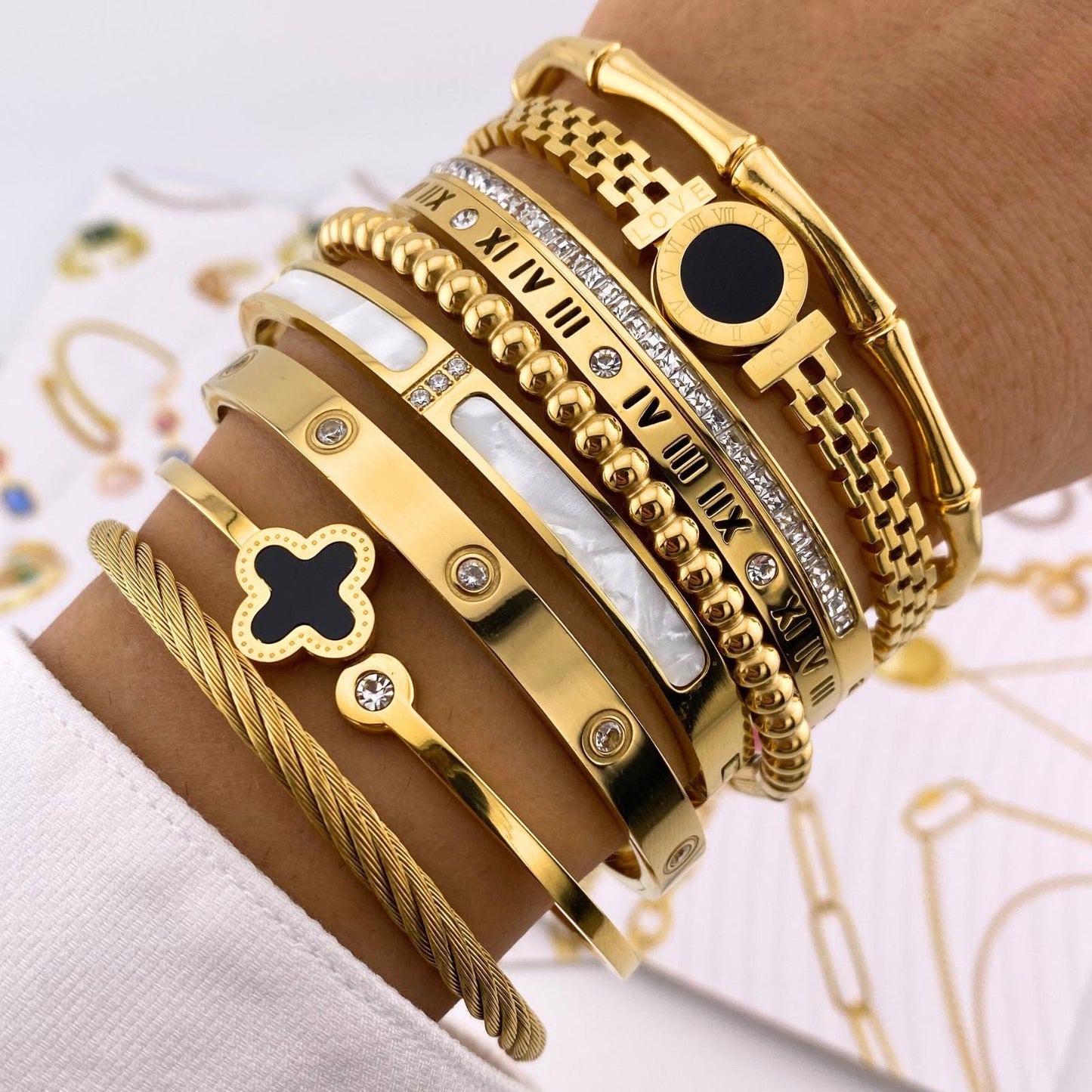 18K Goldplattiertes Edelstahlarmband mit Zirkonia-Steinen