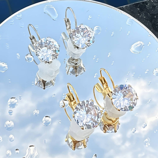 Goudkleurige oorbellen met zirkonia – 18 karaat verguld edelstaal, hypoallergeen en waterbestendig (2 x 1,1 cm)